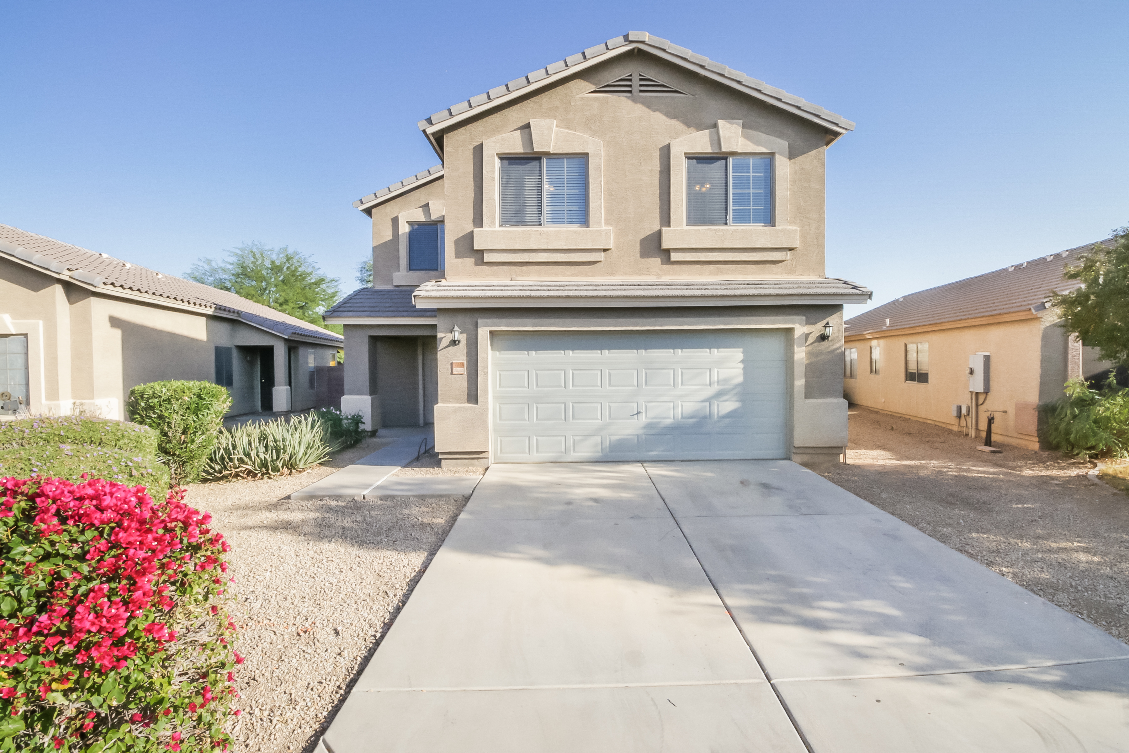 2221 N 105th Ave Avondale, AZ 85392